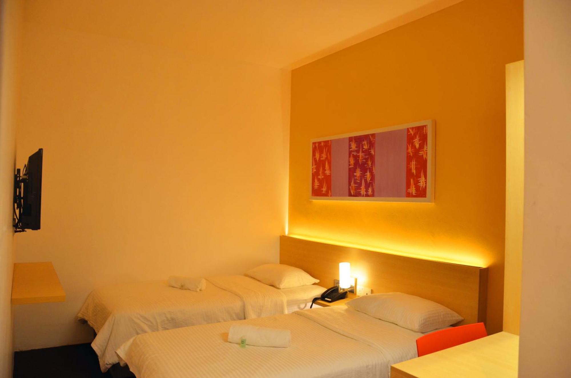 Hotel Jeti Tg Gemok Padang Endau Екстериор снимка